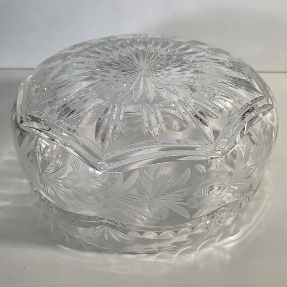 Crystal Clear Industries 24% Lead Crystal Bowl -Poland 7" diameter by 3" tall - Picture 5 of 10
